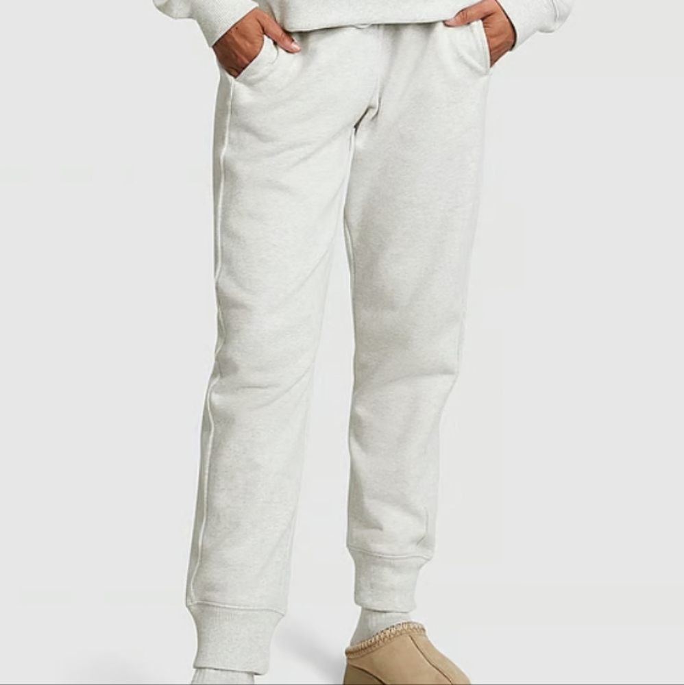 Victoria's Secret PINK PREMIUM FLEECE SLIM SWEATPANTS Size M (in heather grey)